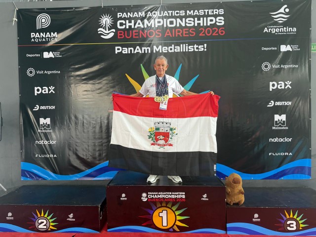 Nadador prudentino Fran conquista 5 medalhas e recordes na Natação Master, na Argentina
