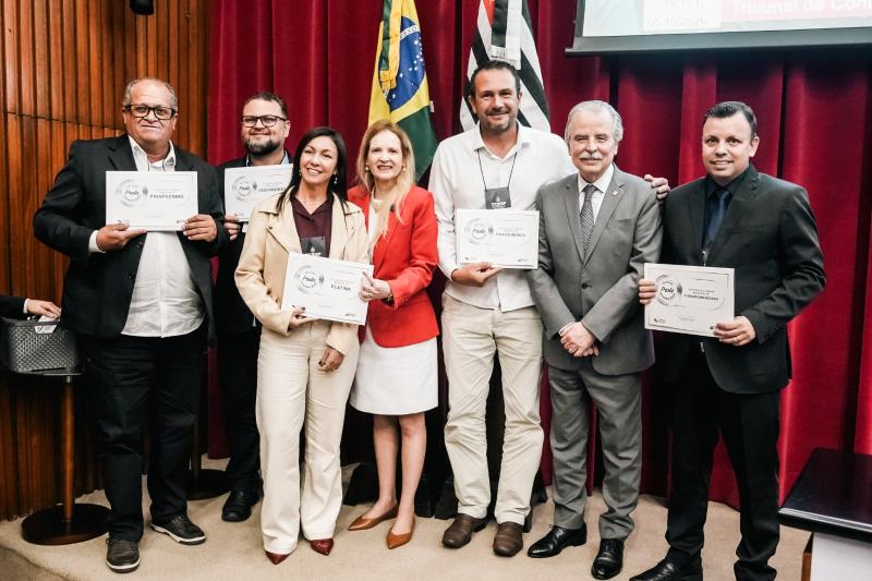 Câmara de Pirapozinho recebe Selo Prata do TCESP por boas práticas na Ouvidoria