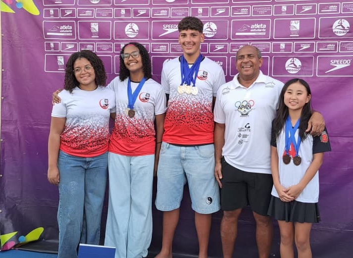 Nadadores de Presidente Prudente conquistam 14 medalhas em torneio regional em Votuporanga