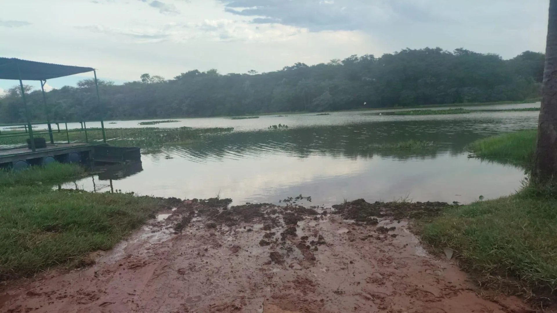 Dois homens são multados por rampas para embarcações em área de preservação em Teodoro Sampaio