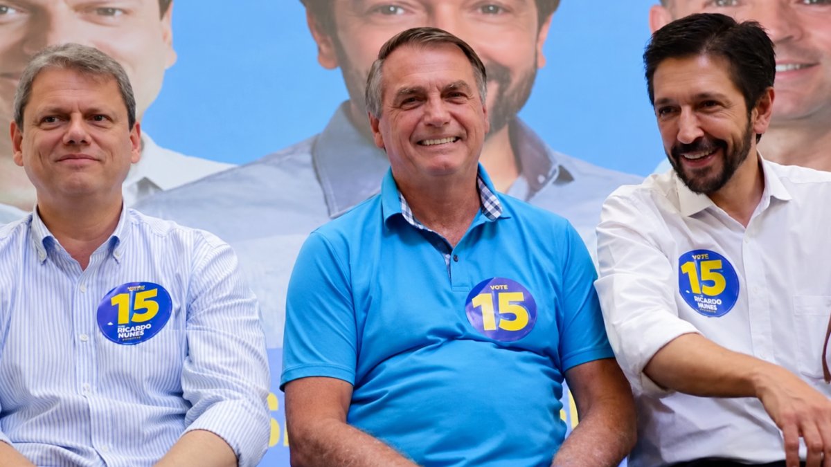 Bolsonaro vê Tarcísio e Nunes como 'leais' e rejeita críticas após derrota de Flávio