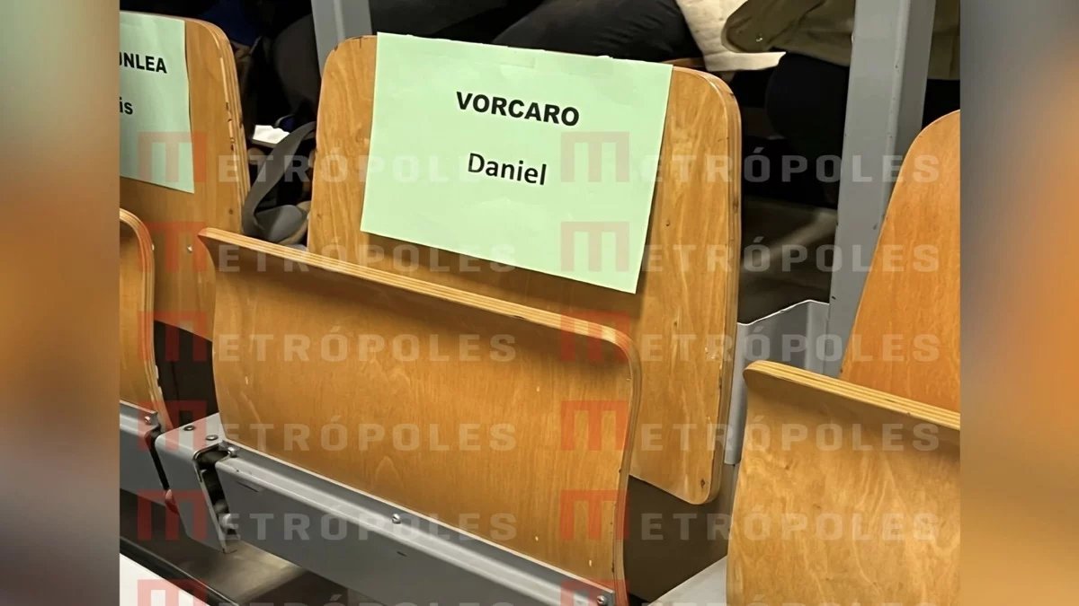 PF encontra no celular de Vorcaro convite e assento reservado em homenagem a Lula em Paris