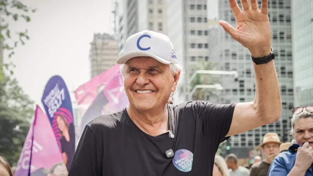 Caiado anuncia apoio a Flávio Bolsonaro no segundo turno contra Lula