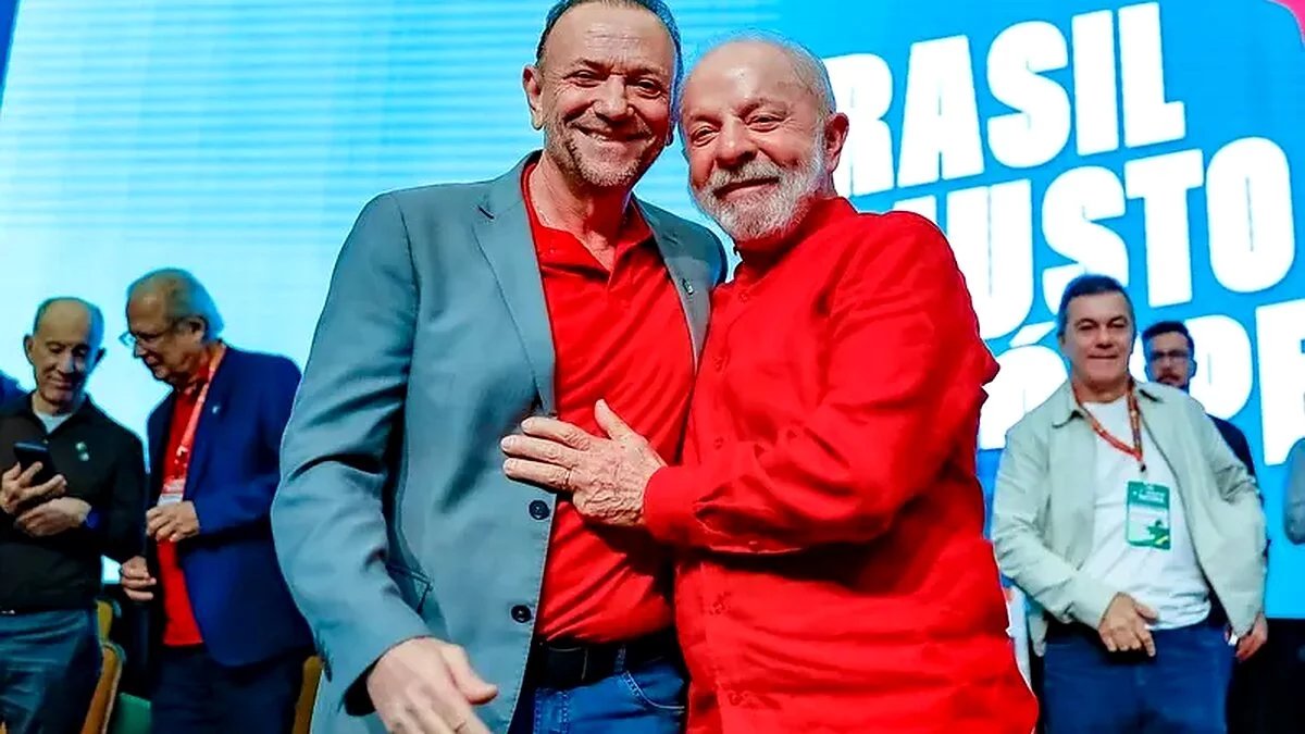 Campanha de Lula vai à Justiça contra Veja por reportagem sobre R$ 30 milhões e documentário