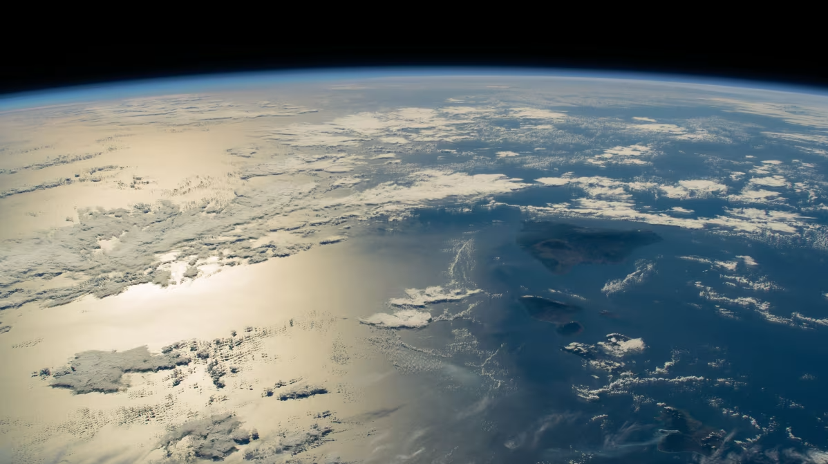 Google lança primeiro satélite de teste do Projeto Suncatcher para levar IA ao espaço