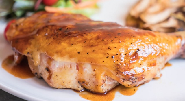 Brasil suspende exportações de carne de frango à China após caso de Newcastle em Santa Catarina