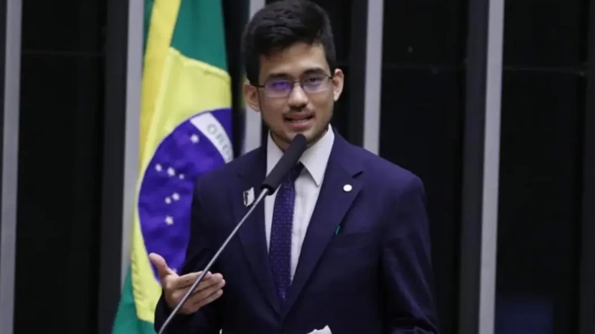 Kim Kataguiri recusa renúncia ao mandato após promessa condicionada a resultado de Renan Santos