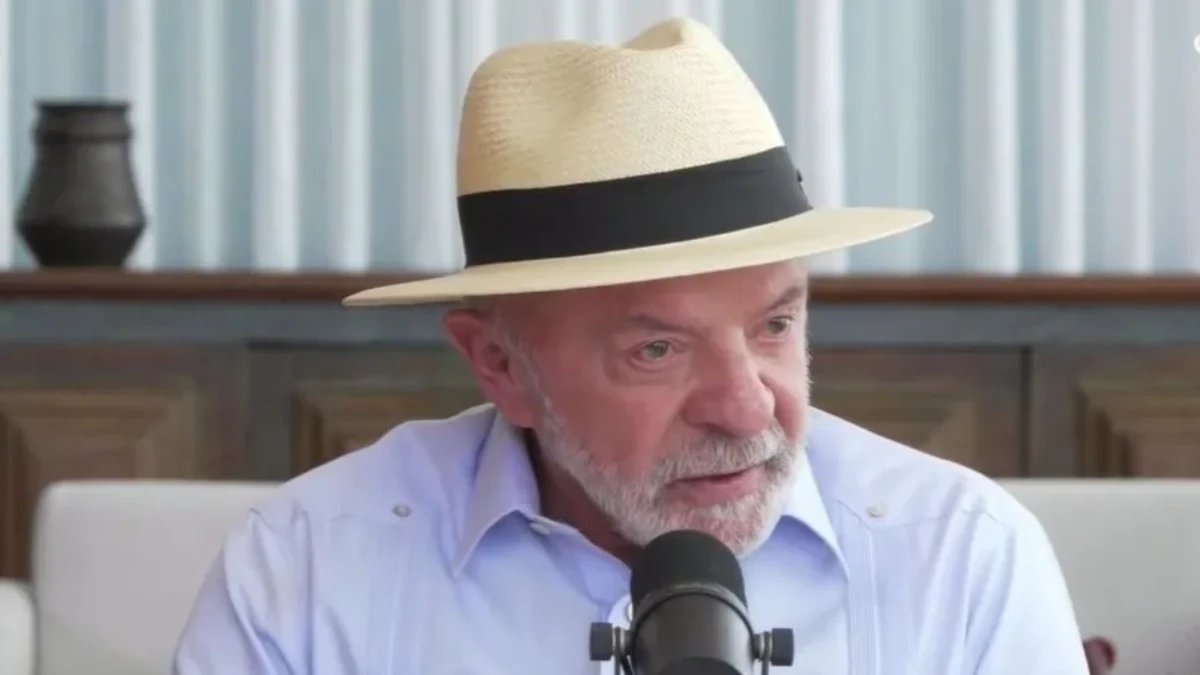 Lula diz em vídeo com Janones que não tem dinheiro para celular e promete usar o de Janja