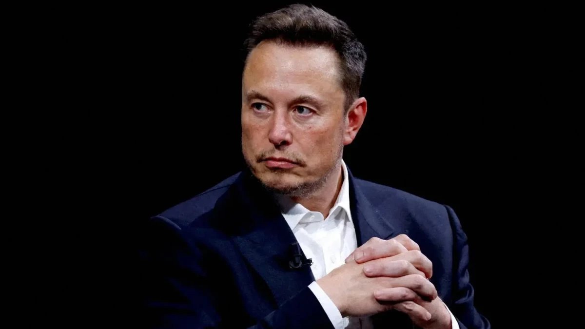 Musk responde "Yes" a post com "Tick tock" contra Moraes e reforça críticas ao ministro