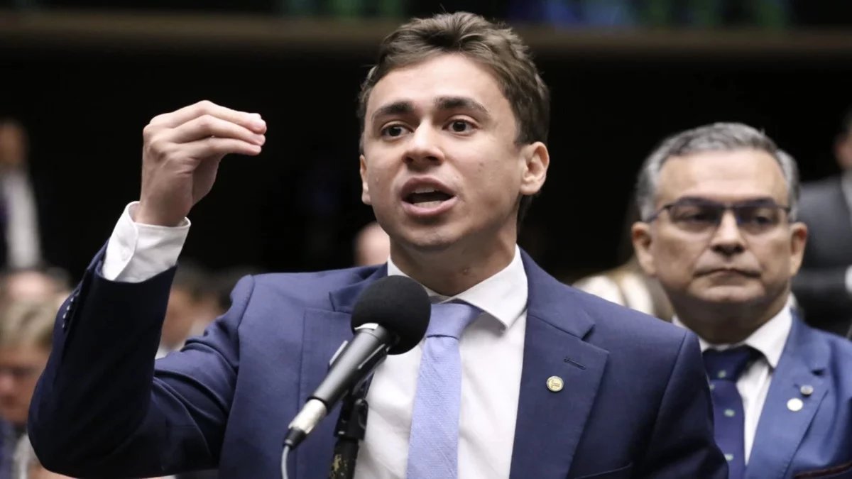 Nikolas Ferreira diz que não haverá acordo com Moraes se Flávio Bolsonaro vencer a eleição
