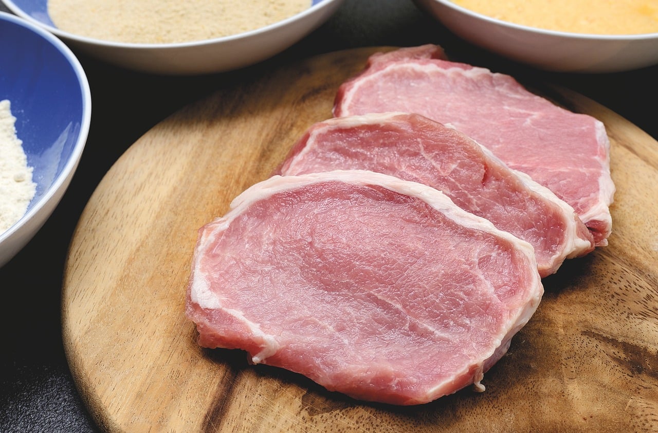 ABPA prevê encarecimento das carnes em janeiro com o fim da escala 6×1