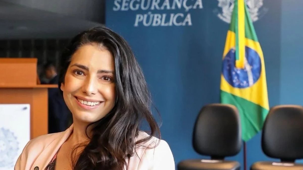 Ministra do TSE que vetou púlpito vazio de Lula tem passagem pelo governo federal