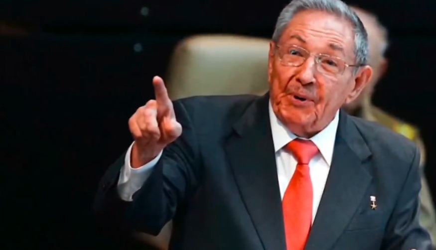 Justiça da Flórida emite mandado de prisão contra Raúl Castro por queda de aviões em 1996