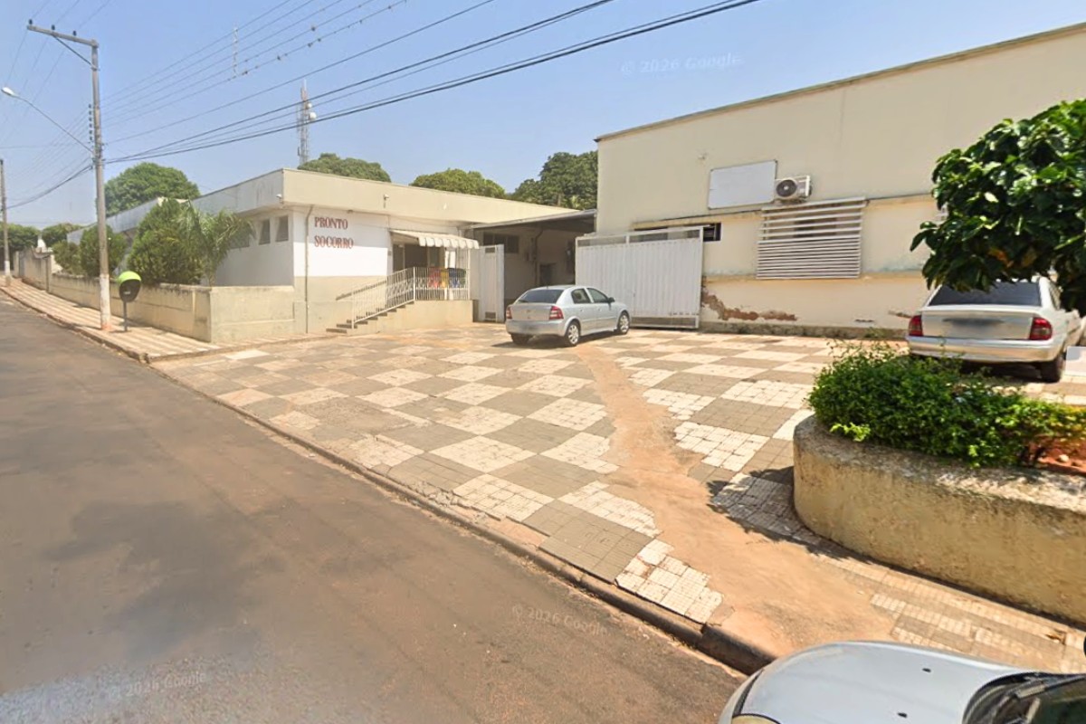Passageiro morre após moto bater em defensa metálica na SP-425, entre Rinópolis e Parapuã