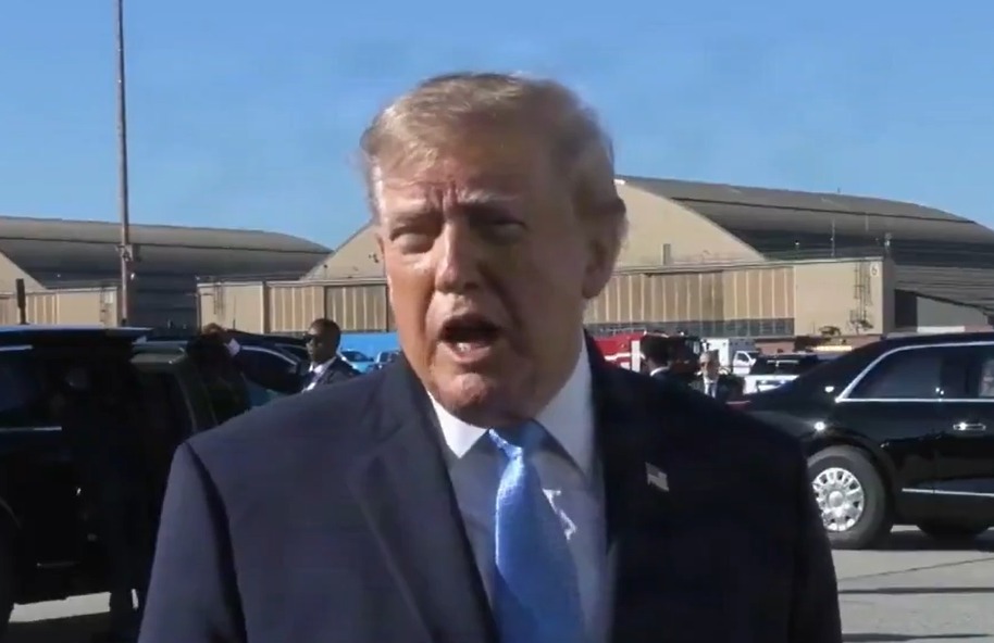 Trump diz que eleição no Brasil "pareceu fraudada" e questiona legitimidade do resultado