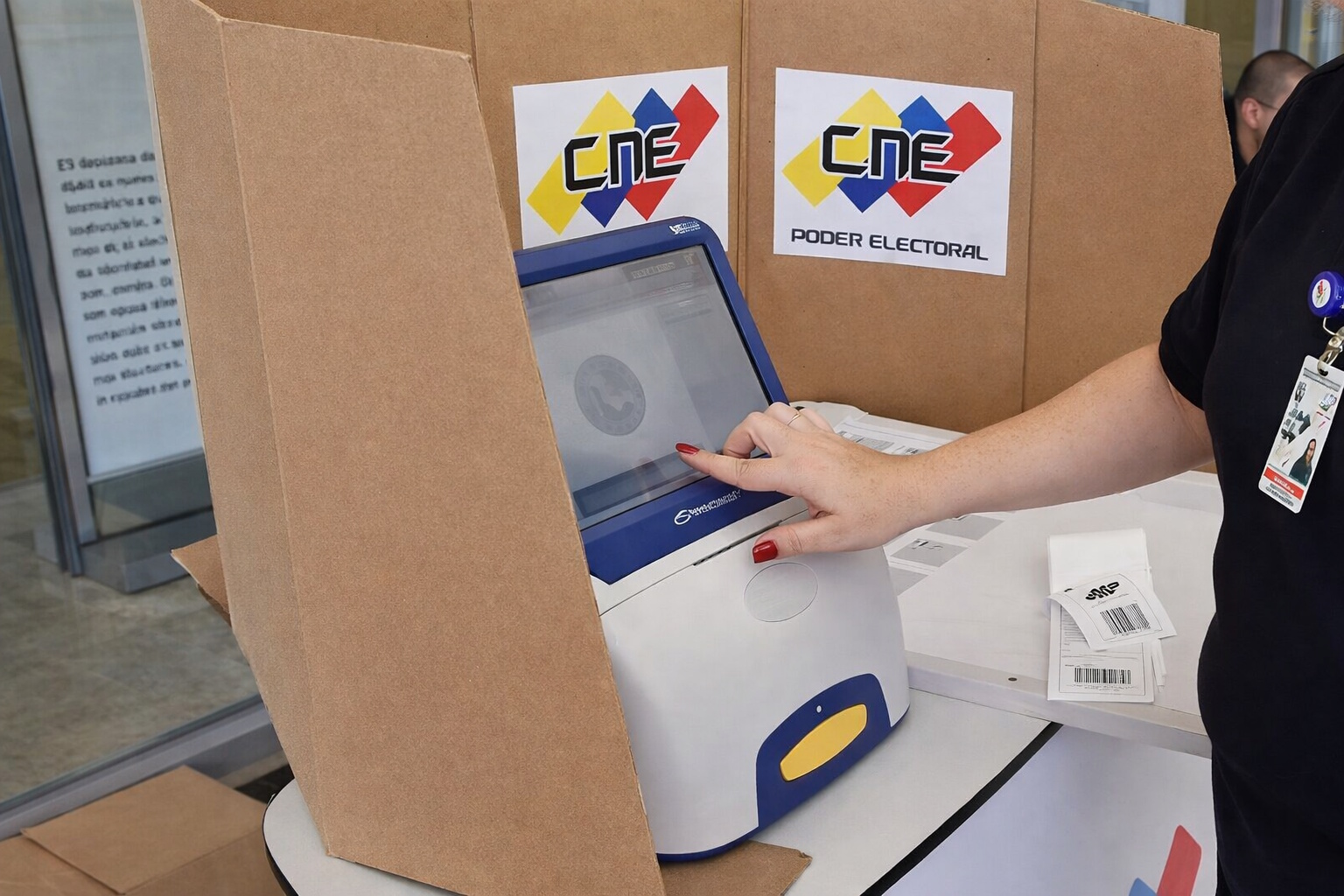 Prorrogação de votação na Venezuela em 2015 teve oposição acusando ilegalidade